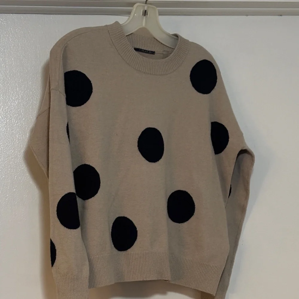 Tahari Beige and Black Polka Dot Sweater